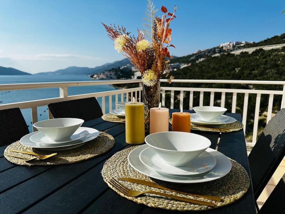 Beautiful Fully Renovated Apartment By The Sea, Large Balcony With Enchanting Views Neum Esterno foto