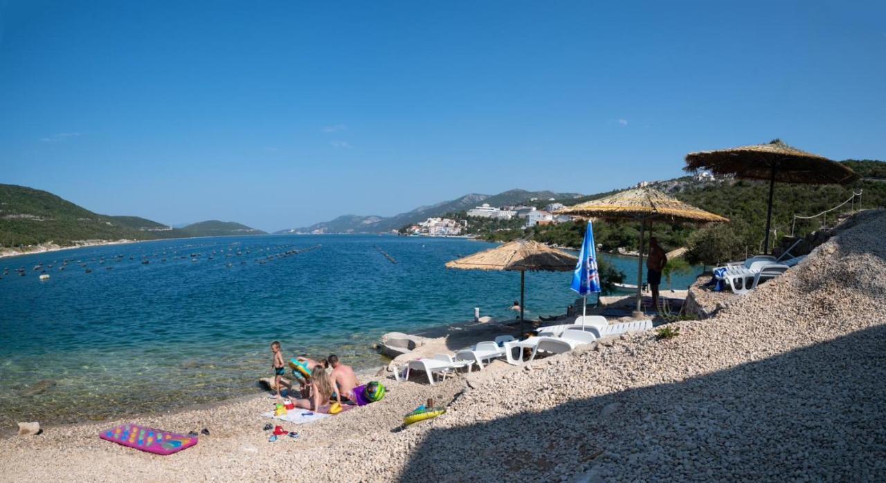 Beautiful Fully Renovated Apartment By The Sea, Large Balcony With Enchanting Views Neum Esterno foto