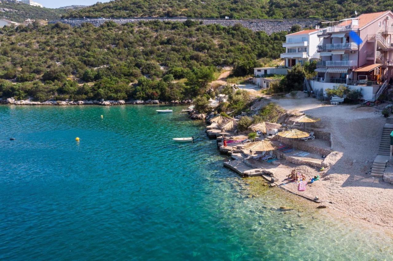 Beautiful Fully Renovated Apartment By The Sea, Large Balcony With Enchanting Views Neum Esterno foto